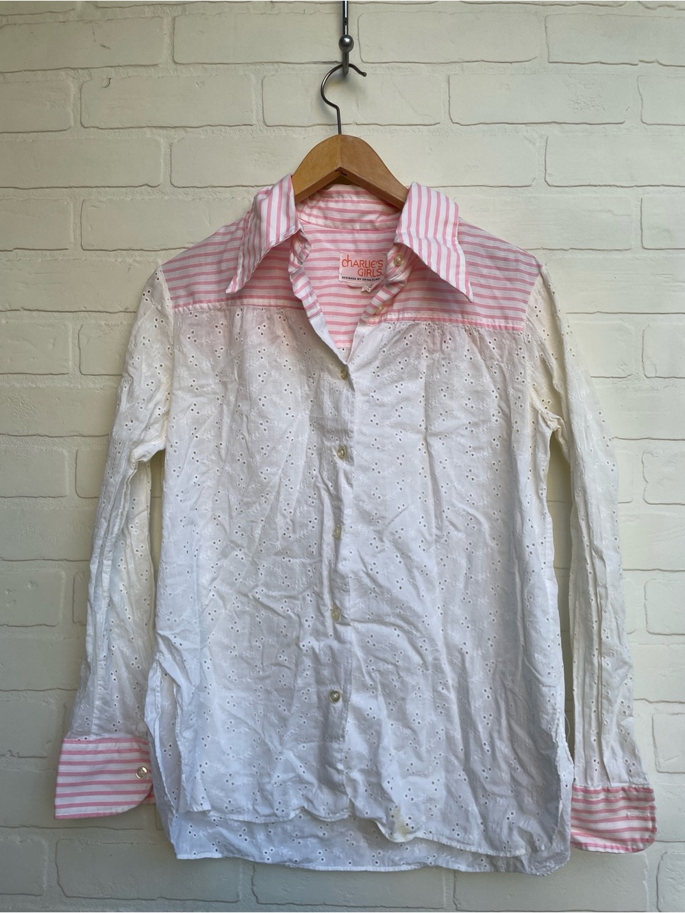 Vintage Western White Eyelet Button-Up Shirt w/ Pink Stripe Trim